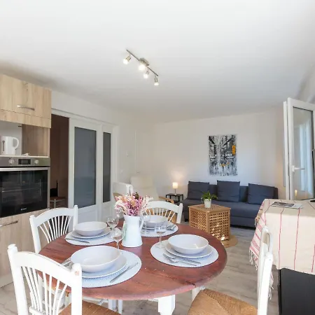 Apartamento Les Mats-3 By Interhome